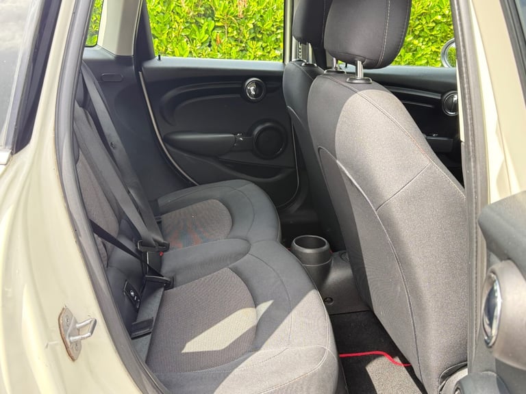 2016/66 MINI COOPER 5DR F55 1.5 HATCH WHITE FSH TURBO F56 5 DOOR £20 CHEAP TAX