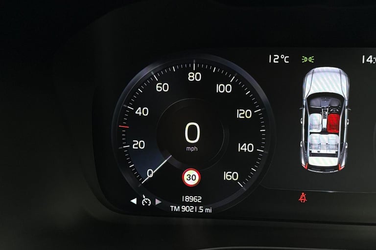 2021 Volvo XC40 1.5 T3 R-Design SUV 5dr Petrol Auto Euro 6 (s/s) (163 ps) ESTATE Petrol Automatic