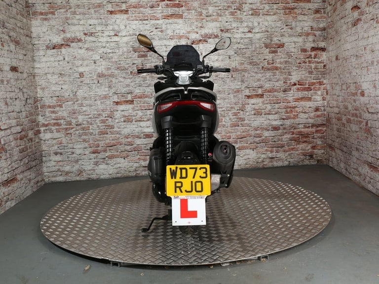 APRILIA SR - 2024 Petrol Automatic in Black