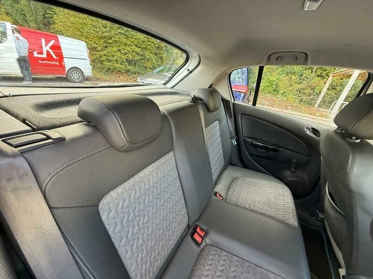 2015 Vauxhall Corsa 1.2 SE 5dr HATCHBACK PETROL Manual
