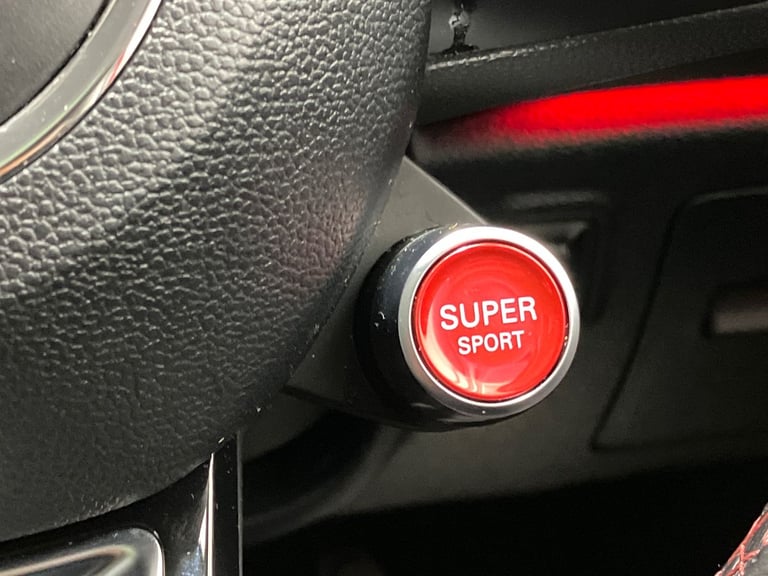 2022 MG MG HS 1.5 T-GDI Exclusive 5dr DCT Hatchback PETROL Automatic