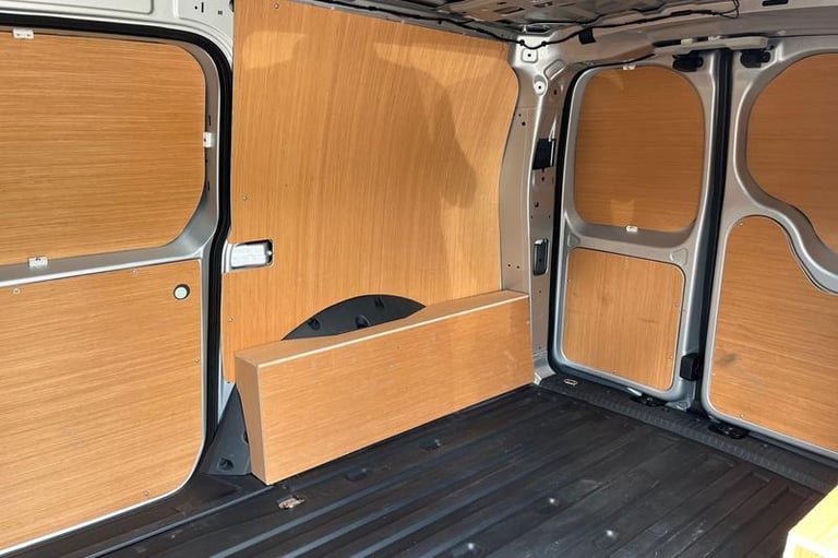 2025 Ford Transit Connect 240 Limited AUTO L2 LWB 2.0 EcoBlue 122ps, PLYLINED, CRUISE CONTROL Aut...