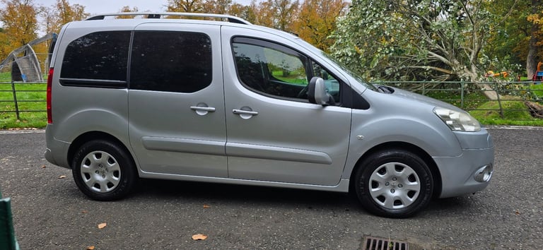 PEUGEOT PARTNER TEPEE AUTO 