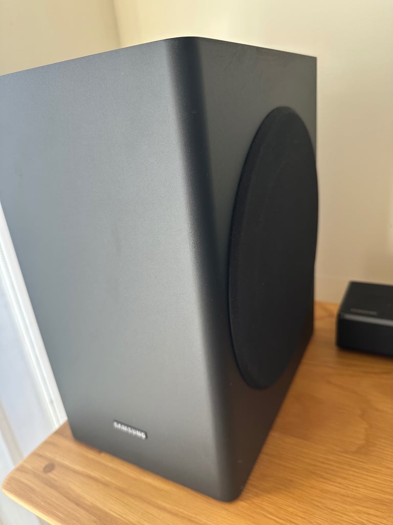 image for Black Samsung HW - Q60T Soundbar And Subwoofer