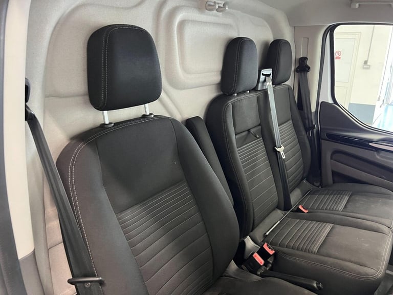 2023 Ford Transit Custom 2.0 300 EcoBlue Limited L1 H1 Euro 6 (s/s) 5dr Panel Van Diesel Manual