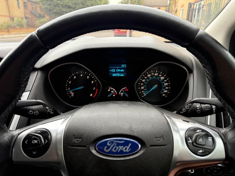 2014 Ford Focus 1.0 EcoBoost Zetec 5dr HATCHBACK Petrol Manual