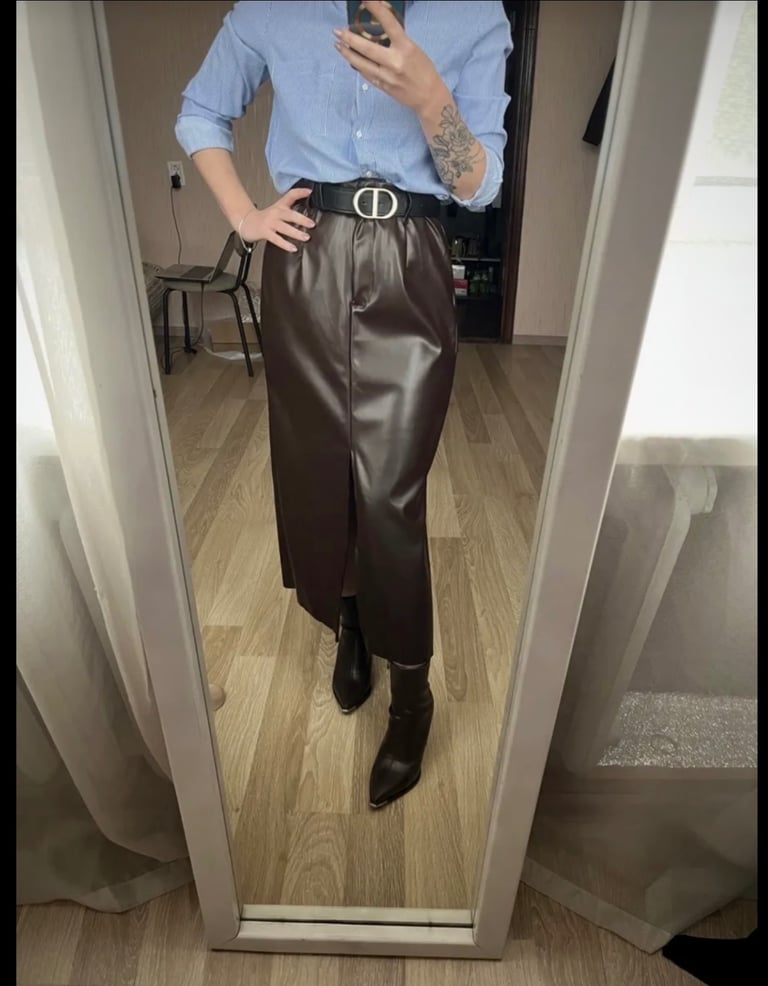 Chocolate half length skirt