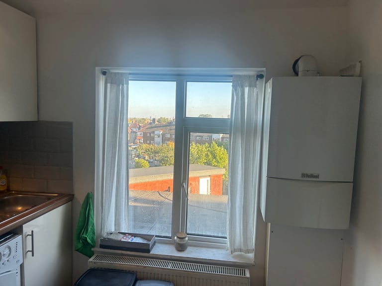 Lovely one bedroom flat to let in Whetstone N20 (please read ad)