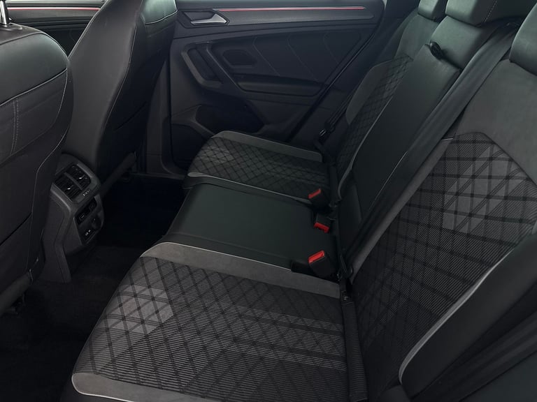 2021 Volkswagen Tiguan 1.5 TSI R-Line SUV 5dr Petrol DSG Euro 6 (s/s) (150 ps) - LED - HEATED SEA...