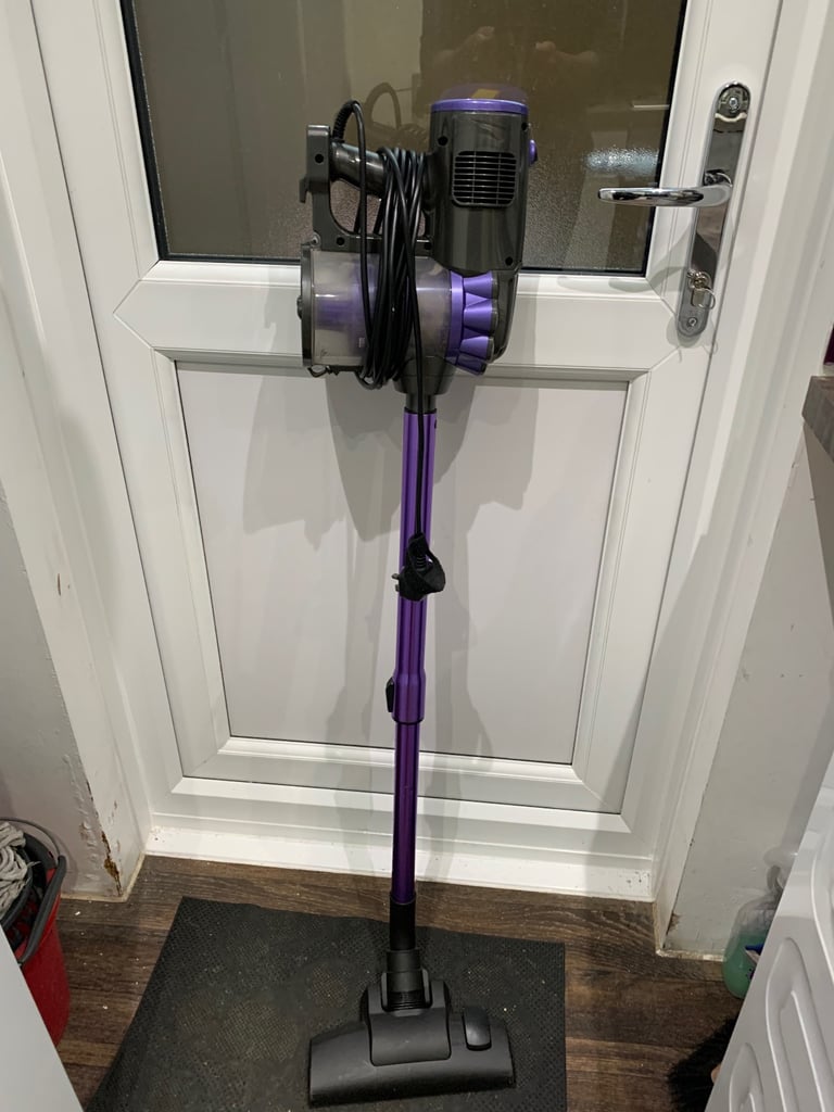 Goodmans Hoover Vacuum Clean 2-in-1 Compact 600W Vacuum Cleaner