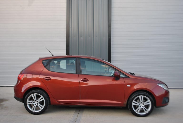 SEAT Ibiza 1.6 16V Sport Euro 4 5dr Petrol Manual - Image 2