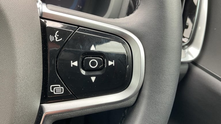 2025 Volvo V60 Plus, B4 Mild hybrid, Petrol, Dark ESTATE Petrol/Electric Hybrid Automatic