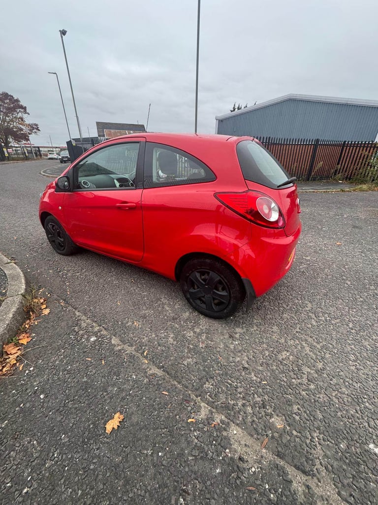 Ford, KA, Hatchback, 2014, Manual, 1242 (cc), 3 doors