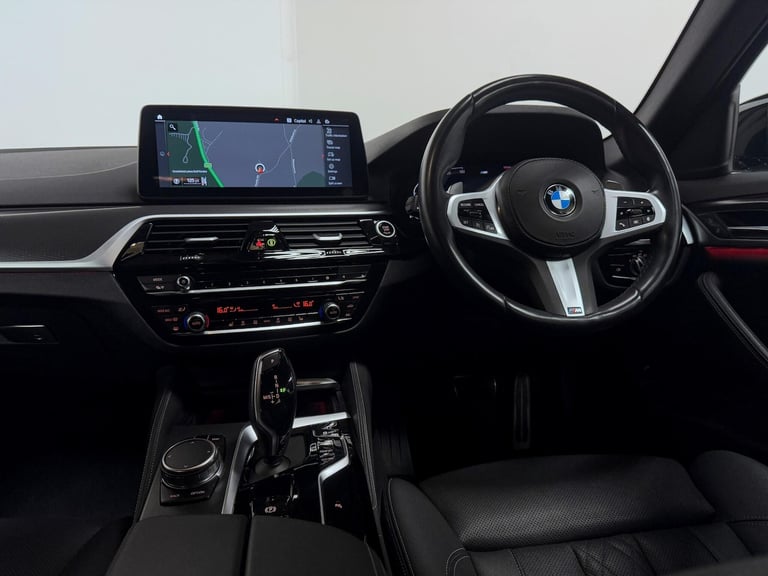 2022 BMW 5 Series 520i M Sport Saloon SALOON Petrol/Electric Hybrid Automatic