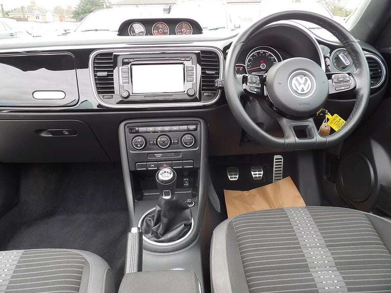 2014 Volkswagen Beetle 2.0 TDI Sport 2dr CONVERTIBLE DIESEL Manual