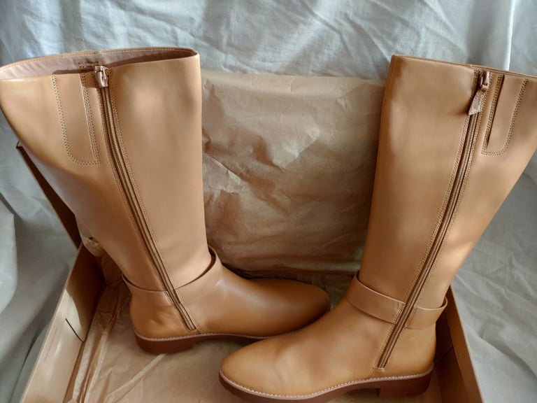 Ladies FitFlop size 7(UK) 41(EU) 09(US) mustard "Knot" leather knee-high boots BNIB £50 ovno