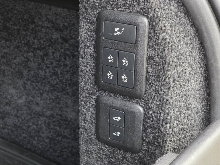 2018 Land Rover Range Rover 4.4 SDV8 Autobiography 4dr Auto ESTATE DIESEL Automatic