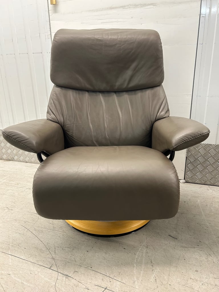 Ekornes Stressless Dream Recliner Olive Leather Chairs & Stools - Medium Size