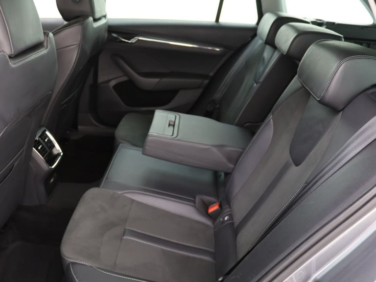 2022 Skoda Octavia 1.4 TSI iV 13kWh SE L Estate 5dr Petrol Plug-in Hybrid DSG Euro 6 (s/s) (20 Es...