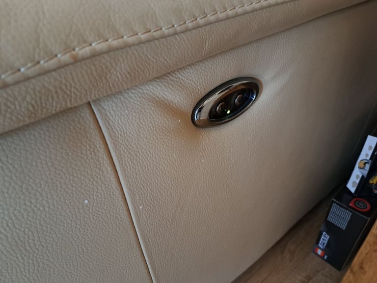 Ex DFS Sofas, 3 & 2 seaters