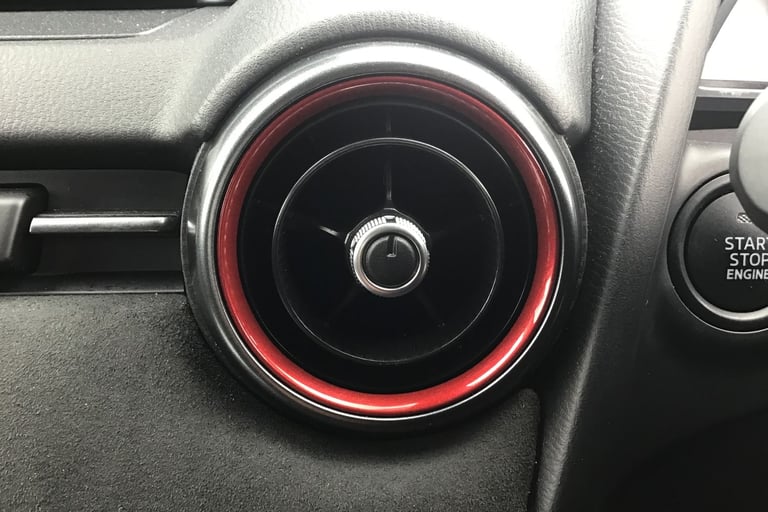 2024 Mazda Mazda2 102329 Hatchback Petrol Automatic