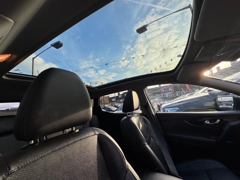 2015 Nissan Qashqai 1.2 DIG-T Tekna SUV 5dr Petrol XTRON 2WD Euro 6 (s/s) (115 ps) HATCHBACK Petr...