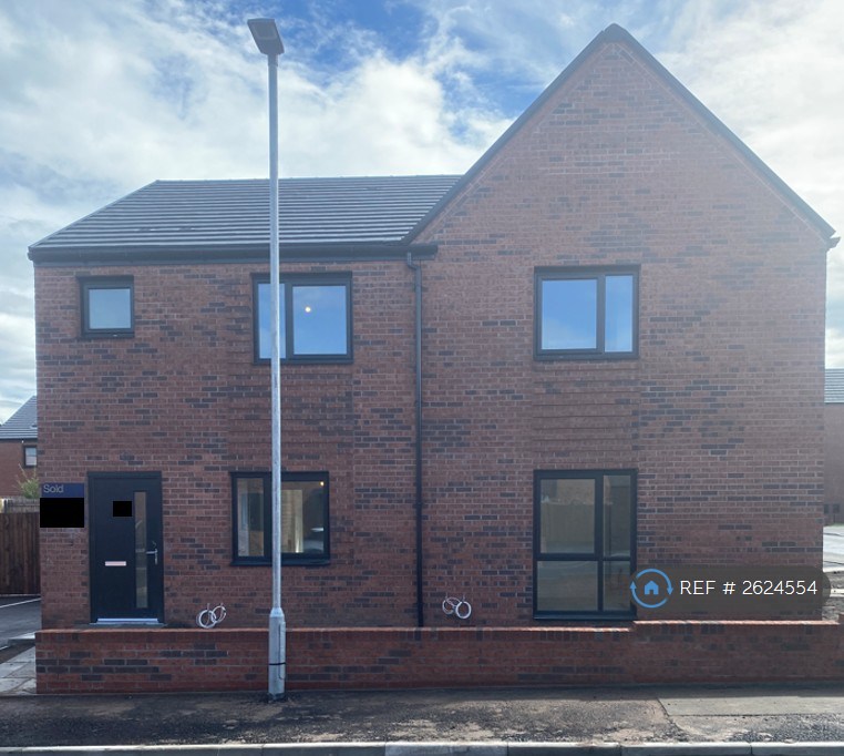 3 bedroom house in Moss Hey Dr, Manchester, M23 (3 bed) (#2624554)