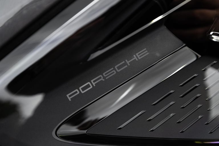 2023 Porsche Cayenne 3.0 V6 E-Hybrid 25.9kWh TiptronicS 4WD Euro 6 (s/s) 5dr ESTATE Petrol/Electr...