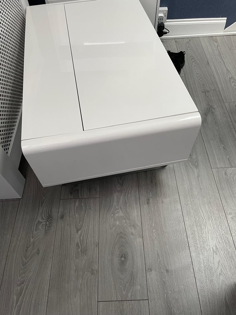 image for Hi gloss coffee table with lift up for home workers 