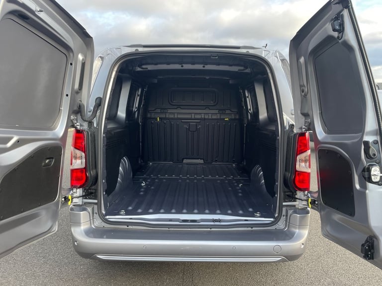  Vauxhall Combo 1.5 Turbo D 2300 Pro Xl Panel Van 6dr Diesel Manual Lwb Euro 6