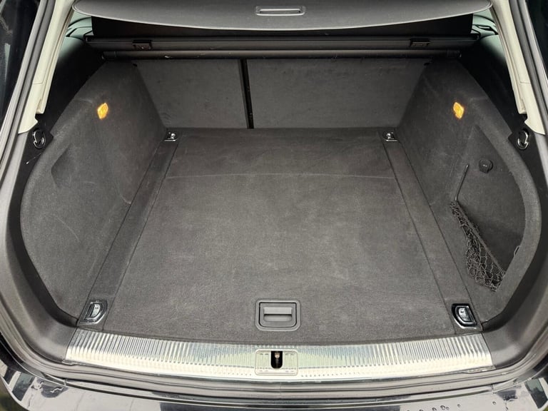 2025 Audi A4 S Line Estate PETROL Manual