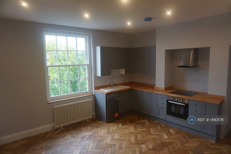image for 2 bedroom flat in The Grange, Beeston, Nottingham, NG9 (2 bed) (#1493178)