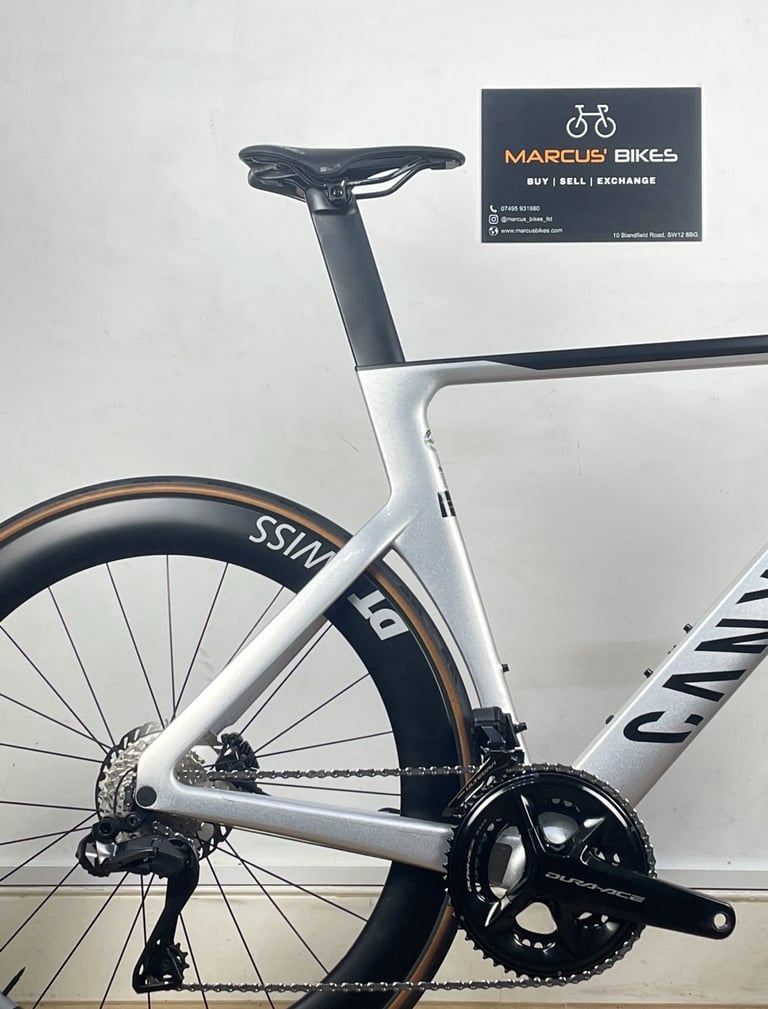 A Canyon Aeroad CF SLX 8 aero road bike