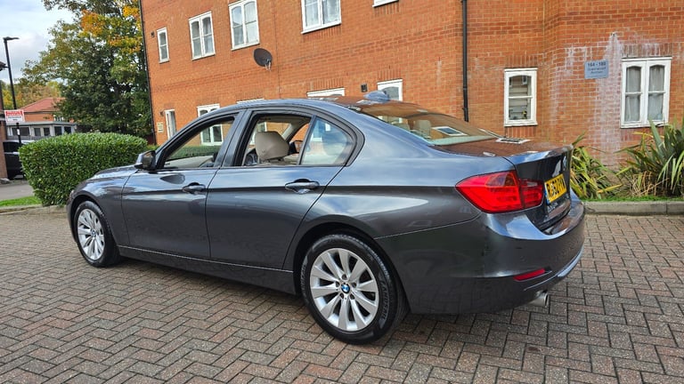 2013 Bmw 3 Series 320I Modern Manual Petrol Saloon Ulez Free 