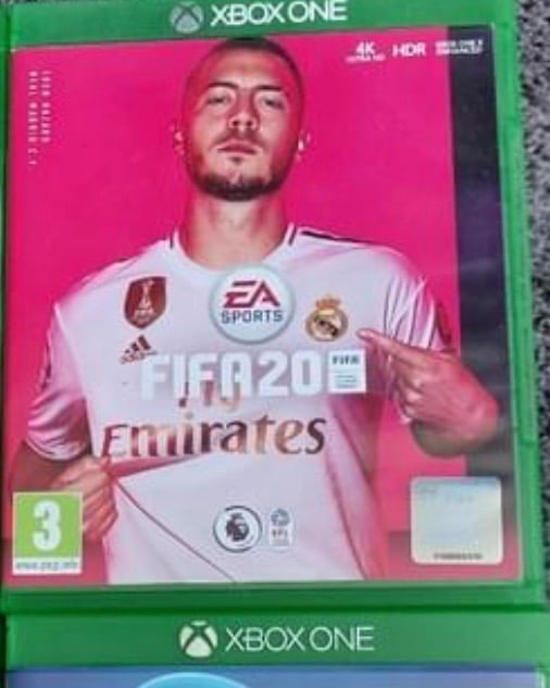 Xbox one Fifa 20 game