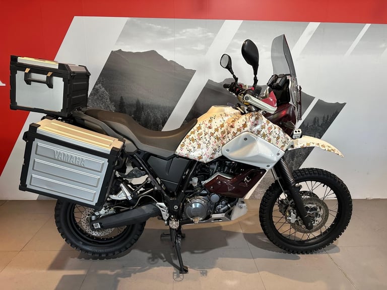 image for Yamaha XT 660 2012 with only 6368 miles + Full Luggage 
