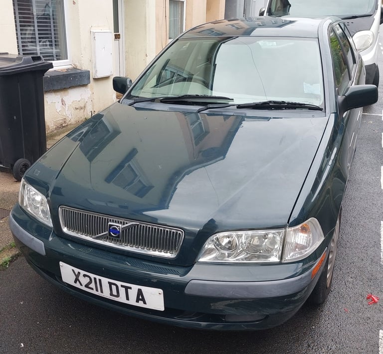 Volvo, V40, Estate, 2000, Manual, 1588 (cc), 5 doors