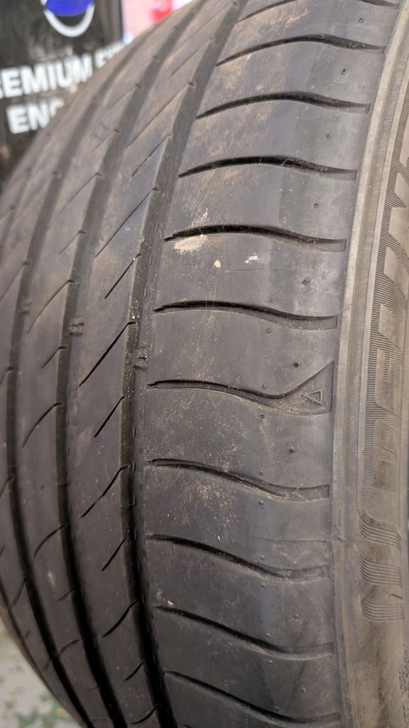4 x Part Worn Tyres 18"