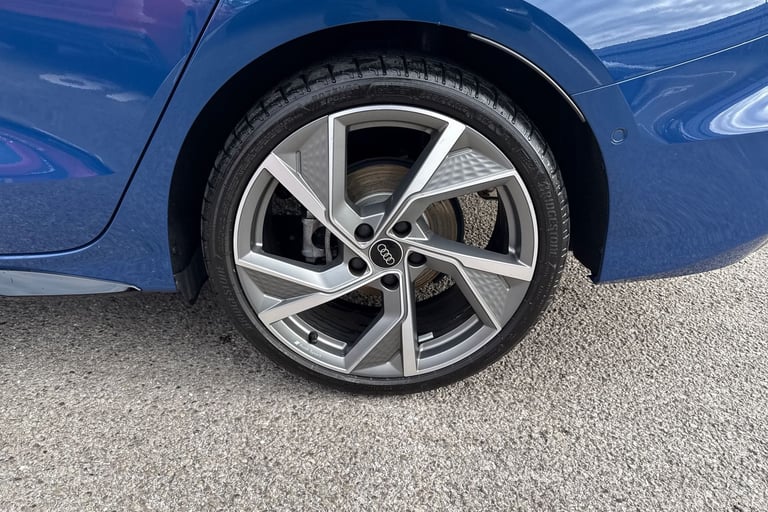 2025 Audi A3 Black Edition 35 TFSI  150 PS 6-speed Saloon PETROL Manual