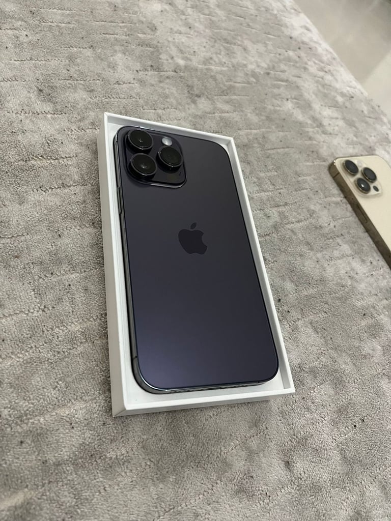 Iphone 14 pro max 128gb £420 256gb £470 unlocked with warranty