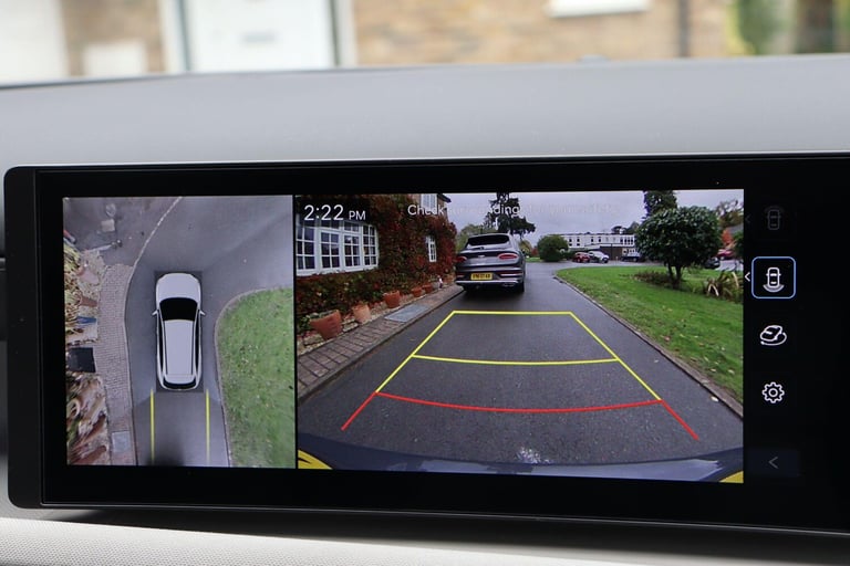 2025 Hyundai TUCSON 1.6T Plug-in Hybrid Ultimate 5dr 4WD Auto ESTATE PETROL/ELECTRIC Automatic