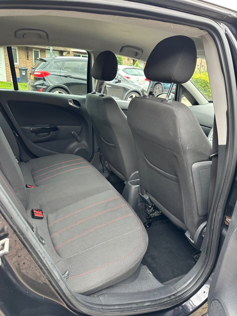 2011 Vauxhall Corsa SXI Automatic 1.4L Petrol 55,000 Miles Full Service History 1YR NEW MOT  1 OWNER