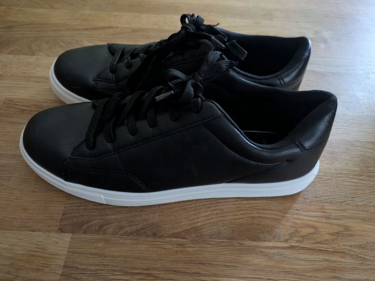 image for Mens Matalan faux leather black smart casual court trainers size 9  