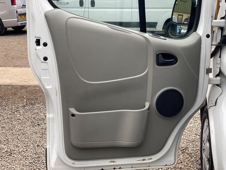 2012 Renault Trafic LL29dCi 90 [Sat Nav] Van PANEL VAN DIESEL Manual