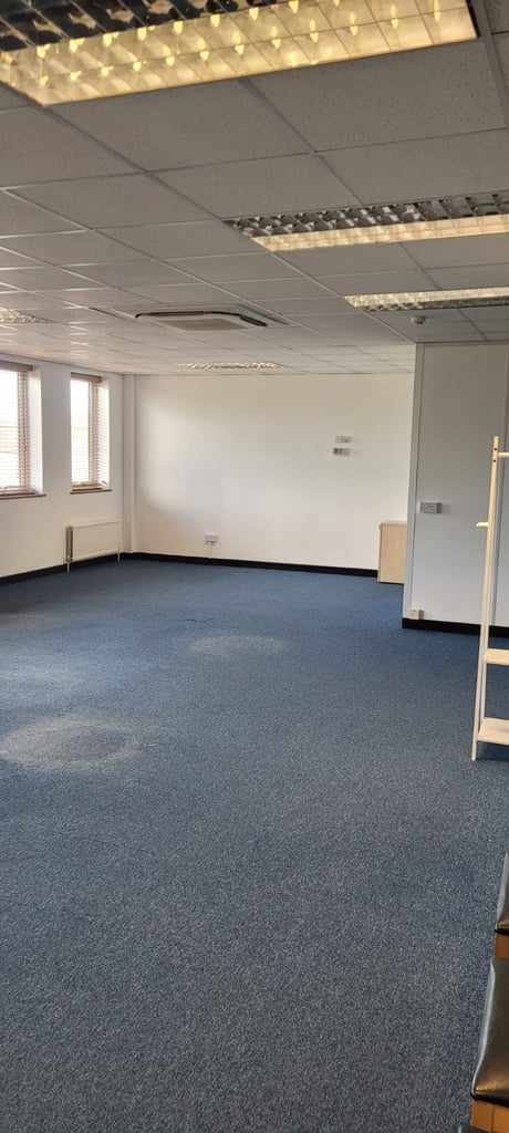 Studio Space for Rent – Flexible Terms Hourly | Daily | Monthly