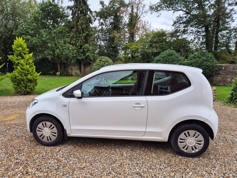 2012 Volkswagen up! 1.0 Move up! Euro 5 3dr HATCHBACK Petrol Manual