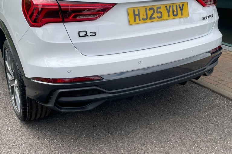 2025 Audi Q3 1.5 TFSI CoD 35 Black Edition SUV 5dr Petrol S Tronic Euro 6 (s/s) (150 ps) ESTATE P...