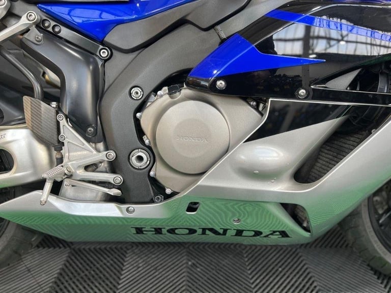 2006 06 HONDA CBR1000RR-R FIREBLADE FINANCE SPECIALISTS APPLY NOW