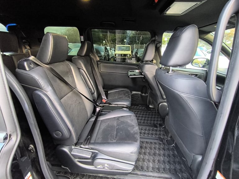 2021 Toyota Voxy 1.8 Hybrid Automatic 7 Seats 5dr ULEZ Free MPV Petrol/Electric Hybrid Automatic