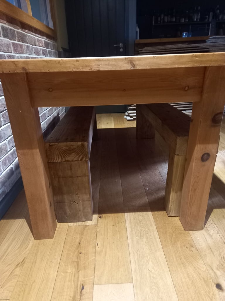 Pine farmhouse table with 2 benches and 2 carvers